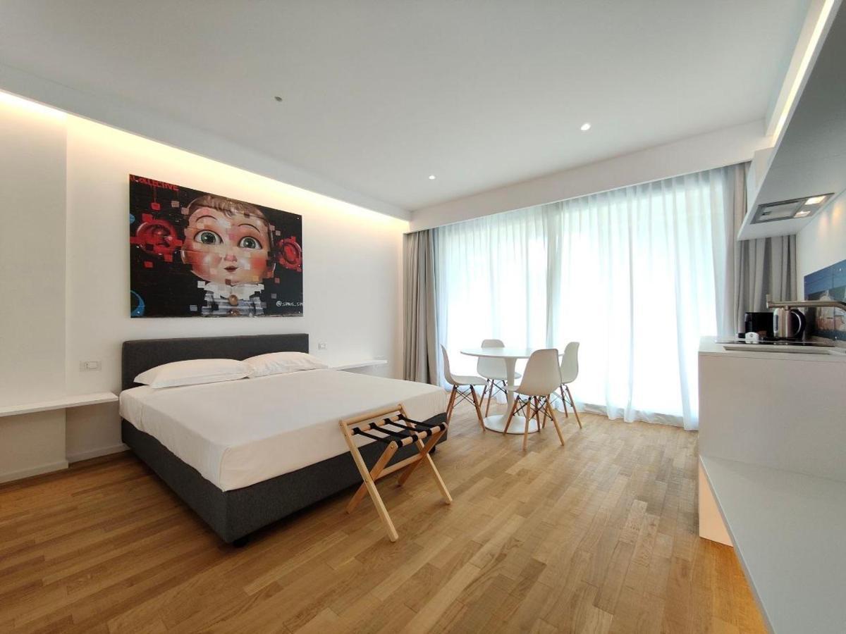 Marina Gardens Boutique&Suites Francavilla Al Mare Ngoại thất bức ảnh