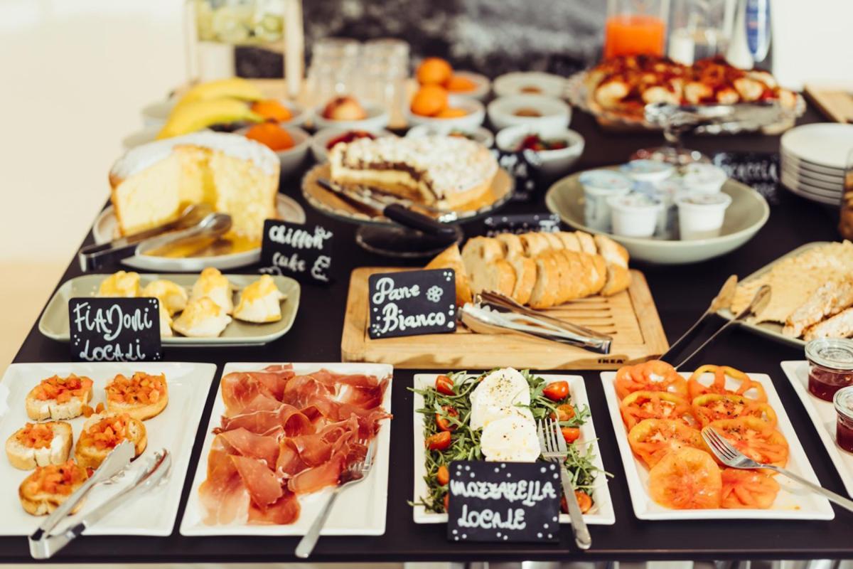 Marina Gardens Boutique&Suites Francavilla Al Mare Ngoại thất bức ảnh