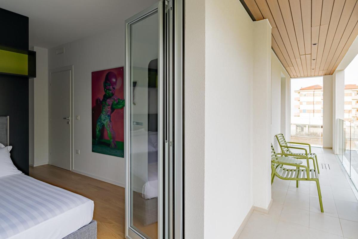 Marina Gardens Boutique&Suites Francavilla Al Mare Phòng bức ảnh